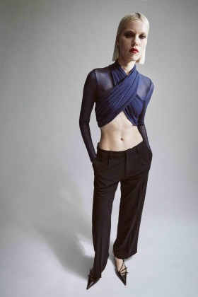 Top Aliyah in blu navy | Camicie e bluse Bardot da donna