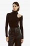  Top de punto asimétrico Olesa en negro | Tops de moda Bardot para mujer