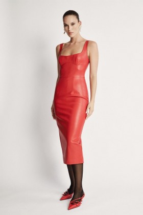  Vestido Kassy de piel vegana en rojo famoso | Vestidos Bardot de día y de noche para mujer