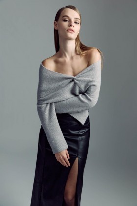 Jersey de punto Larenta en gris paloma | Suéteres Bardot para mujer